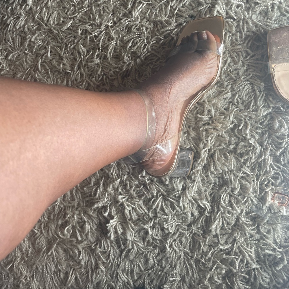 Size 10 3” clear heels
